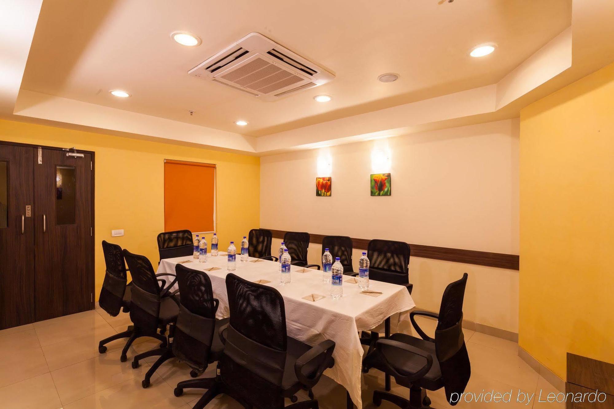Indore Exterior photo
